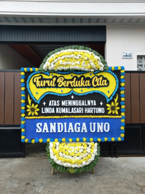 Papan Bunga Duka di Tambangan Hulu